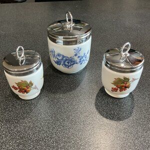 ROYAL WORCESTER EGG CODDLERS. SET OF 3 VINTAGE 1970's